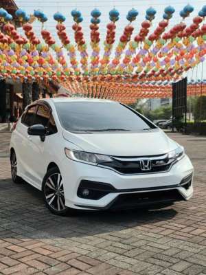 Jual bekas Honda Jazz RS 1.5L Automatic,lokasi di Medan Kota