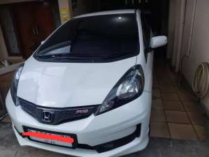 Jual bekas Honda Jazz RS 2014 AT - Pajak Hidup, Terawat, Siap Pakai,lokasi di Bekasi Kota