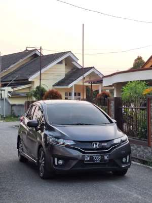 Jual bekas Honda Jazz RS 2014 GK5 CVT,lokasi di Pekanbaru Kota