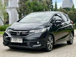 Jual bekas Honda Jazz RS AT 20192020 Pajak Panjang,lokasi di Tangerang Selatan Kota