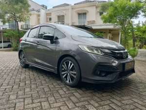 Jual bekas Honda Jazz RS At tahun 2019,lokasi di Tangerang Selatan Kota