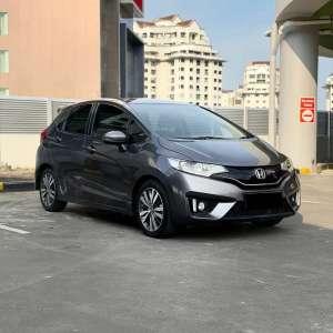 Jual bekas HONDA JAZZ RS CVT 1.5 AT 2016,lokasi di Jakarta Selatan