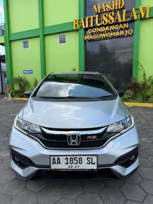 Jual bekas Honda jazz rs matic murah 2018 tangan 1,lokasi di Sleman Kab.