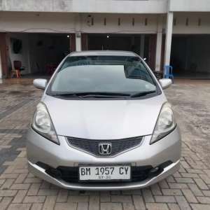 Jual bekas HONDA JAZZ RS METIC,lokasi di Pekanbaru Kota