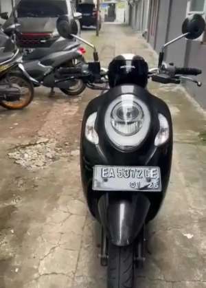 Jual bekas Honda matic Scoopy normal th 2020 Plat EA siap pakai,lokasi di Surabaya Kota