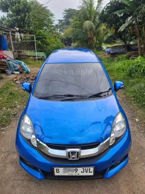 Jual bekas Honda Mobilio 1.5. MATIC,lokasi di Tangerang Kab.