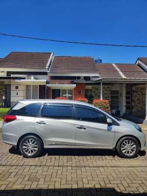 Jual bekas Honda Mobilio 2014 Bensin,lokasi di Bogor Kab.
