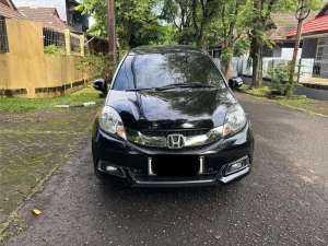 Jual bekas Honda Mobilio 2014 E 1.5 Prestige Bensin,lokasi di Tangerang Selatan Kota