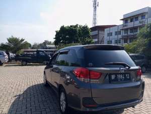 Jual bekas HONDA MOBILIO AUTOMETIC BISA KELUAR BATAM PAJAK HIDUP TANGAN PERTAMA,lokasi di Batam Kota