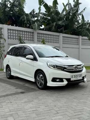 Jual bekas Honda mobilio e at 2019,lokasi di Jakarta Barat