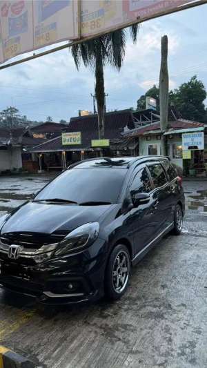Jual bekas Honda mobilio rs AT 2014,lokasi di Jakarta Timur