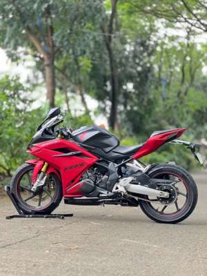 Jual bekas HONDA NEW CBR 250RR ABS QS 2021 MERAH KM LOW PAJAK PANJANG FULL MULUS,lokasi di  ,Jakarta Selatan