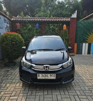 Jual bekas Honda New Mobilio S 2018 MT,lokasi di Karawang Kab.