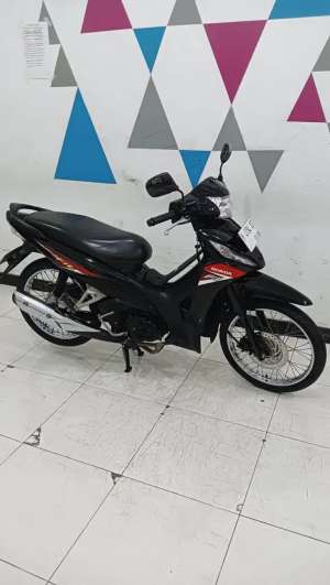Jual bekas Honda New Revo Fit FI 2023 Dp.100 ribu,lokasi di Semarang Kota