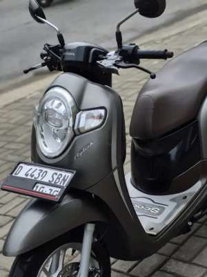 Jual bekas HONDA NEW SCOOPY STYLIS 2020 DP 2JT AN,lokasi di Bandung Barat Kab.