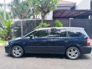 Jual bekas Honda Odyssey 2001 Bensin,lokasi di Tangerang Selatan Kota