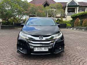 Jual bekas Honda Odyssey 2.4 E prestige Automatic 2014,lokasi di Surakarta Kota