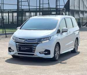 Jual bekas Honda Odyssey E CVT 2.4 AT Gen 5 2020Odo 41rbu Kilometer,lokasi di Jakarta Pusat