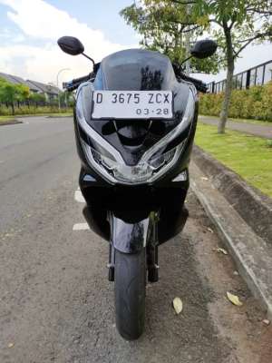 Jual bekas HONDA PCX 150 ABS HITAM MULUS,lokasi di Bandung Kota