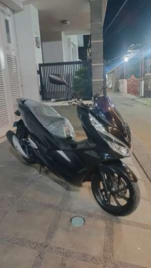 Jual bekas Honda PCX 150 CBS 2018,lokasi di Jakarta Timur