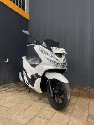 Jual bekas Honda PCX 150 CBS 2019,lokasi di Jakarta Timur
