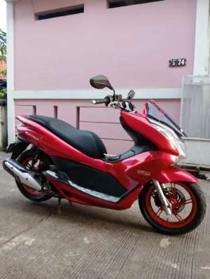 Jual bekas Honda PCX 150 CBU thn 2012,lokasi di Bekasi Kota