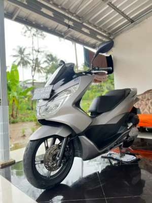 Jual bekas Honda PCX 153 CC CBU Vietnam tahun 2016,lokasi di Bogor Kab.