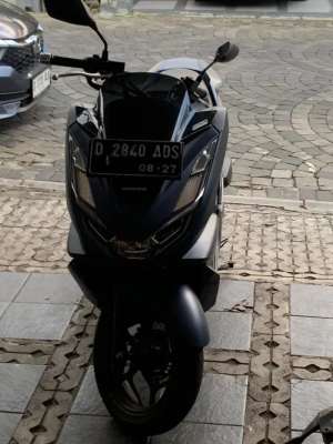 Jual bekas Honda PCX 160 ABS 2022 Low KM,lokasi di Bandung Kota