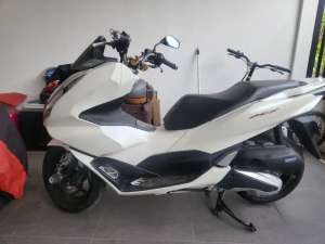 Jual bekas Honda Pcx 160 abs tahun 2021,lokasi di Tangerang Kota