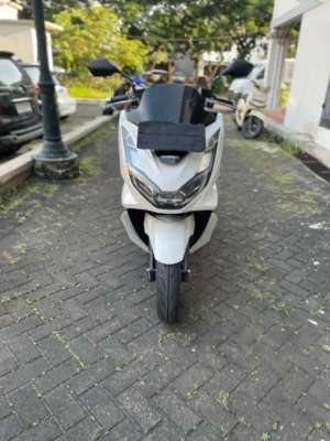 Jual bekas HONDA PCX 160 CBS 2024 SIAP PAKAI,lokasi di  ,Jakarta Barat