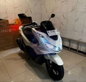 Jual bekas Honda PCX 160 eHEV Hybrid 2022,lokasi di  ,Semarang Kota