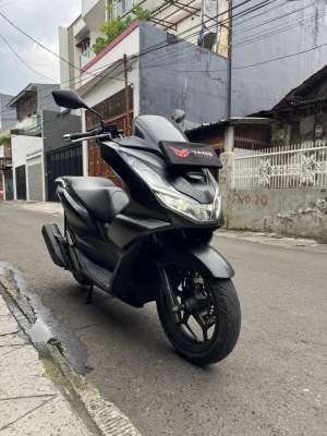 Jual bekas Honda PCX 160 PCX160 CBS PCX160CBS 160CBS ISS 160cc Low KM 2021,lokasi di Jakarta Barat