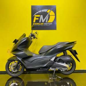 Jual bekas Honda PCX 160 Tahun 2021 Pajak Hidup Plat DKI Barat,lokasi di Tangerang Selatan Kota