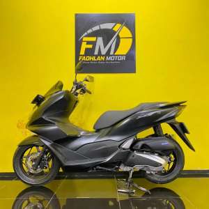 Jual bekas Honda PCX 160 Tahun 2022 plat Tangerang pajak on,lokasi di Depok Kota
