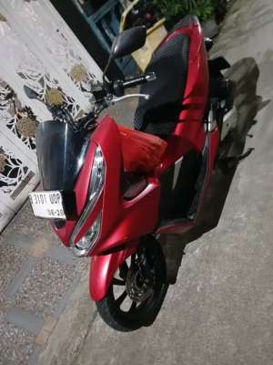 Jual bekas Honda PCX 2018 ABS Keyless,ss lengkap mesin bagus plat B DKI,lokasi di Bekasi Kota