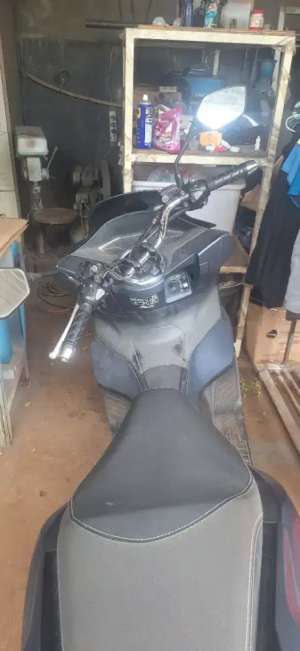 Jual bekas Honda PCX 2021 Warna Royal Matte Blue,lokasi di Cimahi Kota