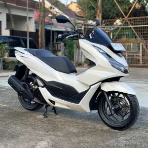 Jual bekas HONDA PCX 2024 KOTA BEKASI TERMURAH,lokasi di Bekasi Kab.