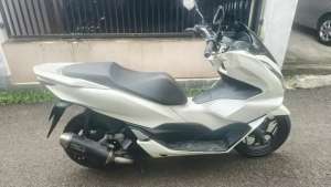 Jual bekas Honda PCX CBS 2023,lokasi di  ,Depok Kota
