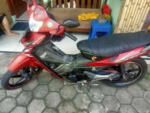 Jual bekas HONDA REVO 2008,lokasi di Depok Kota