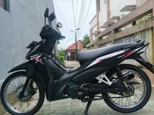 Jual bekas Honda Revo 2015 pajak hidup orsinil,lokasi di Tangerang Kota