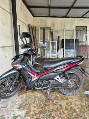 Jual bekas Honda Revo 2015 Plat B jakbar.,lokasi di Bandar Lampung Kota
