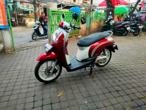Jual bekas Honda Scoopy 110cc Karburator Tahun 2012,lokasi di  