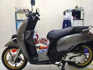 Jual bekas Honda Scoopy 2011,lokasi di  