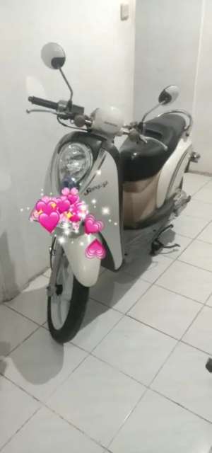 Jual bekas HONDA SCOOPY 2011 BAGUS BANGET SEKALI LIHAT DAN COBA INSYAALLAH SUKA,lokasi di Tangerang Kota
