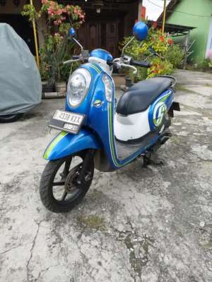 Jual bekas Honda scoopy 2015 fi esp,lokasi di Tangerang Selatan Kota