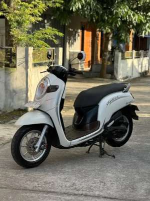 Jual bekas Honda scoopy 2019 ab pajak on,lokasi di Sleman Kab.