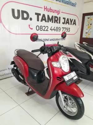 Jual bekas HONDA SCOOPY 2019 PAJAK BARU,lokasi di Surabaya Kota