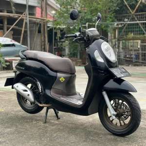 Jual bekas HONDA SCOOPY 2022 KOTA BEKASI TERMURAH,lokasi di Bekasi Kab.