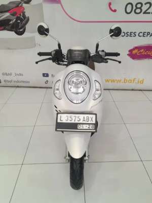 Jual bekas HONDA SCOOPY 2023 PRESTIGE KEYLES,lokasi di Surabaya Kota