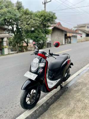 Jual bekas Honda Scoopy esp 2018,lokasi di Bandung Barat Kab.